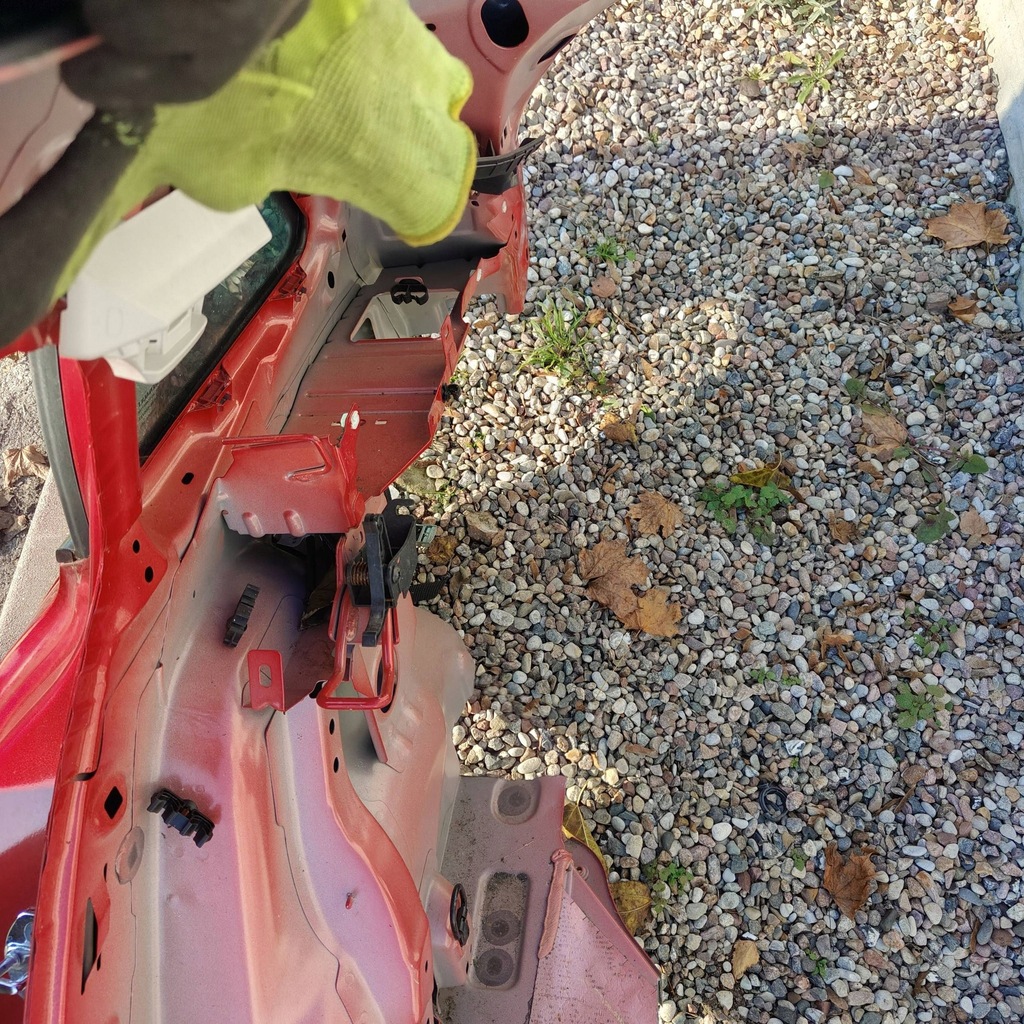 фото №8, Четверть задняя задняя сторона правая renault megane iv kombi крыло