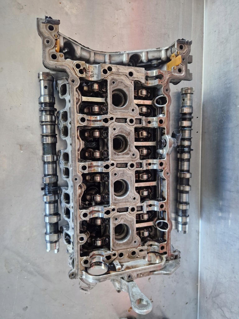 фото №2, Головка валы mercedes w204 w212 1.8 cgi r2710511902 r2710162201 идеальное состояние !