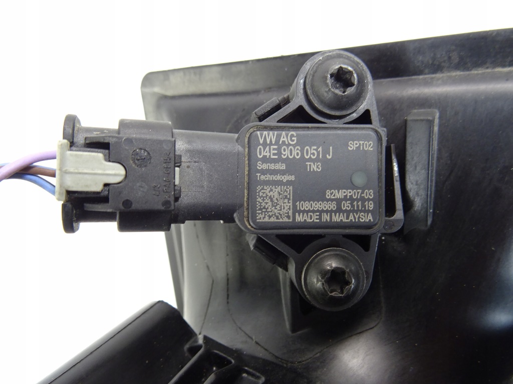 фото №13, Vw 1.5 tsi радиатор интеркулер датчик 04e145785e 05e129051d 04e122447bf