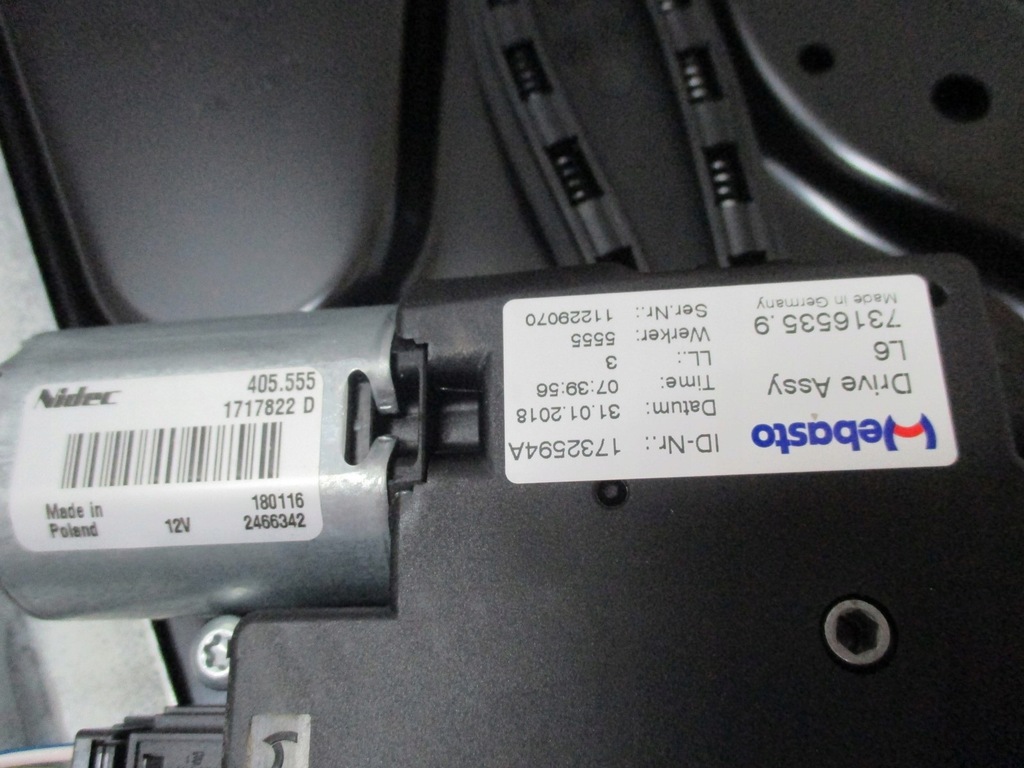 фото №10, Люк bmw g11 alcantara 17r