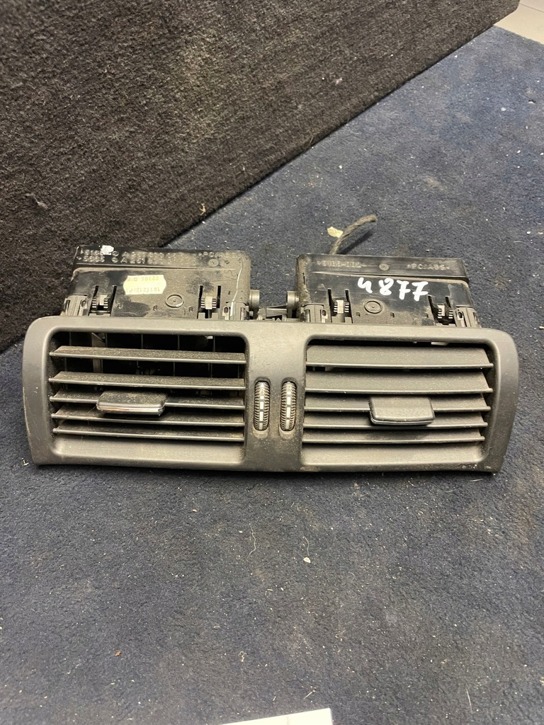 фото №1, Mercedes w251 решітка обдув середина a2518300554