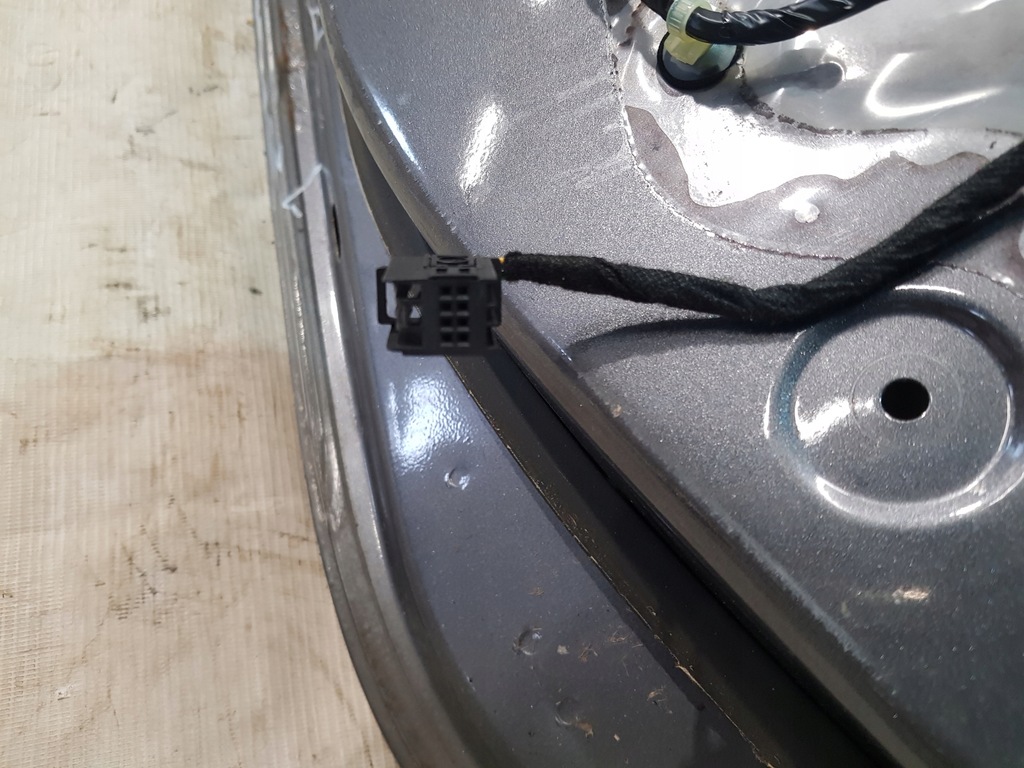 фото №13, Двері правий задня opel astra j kombi z177