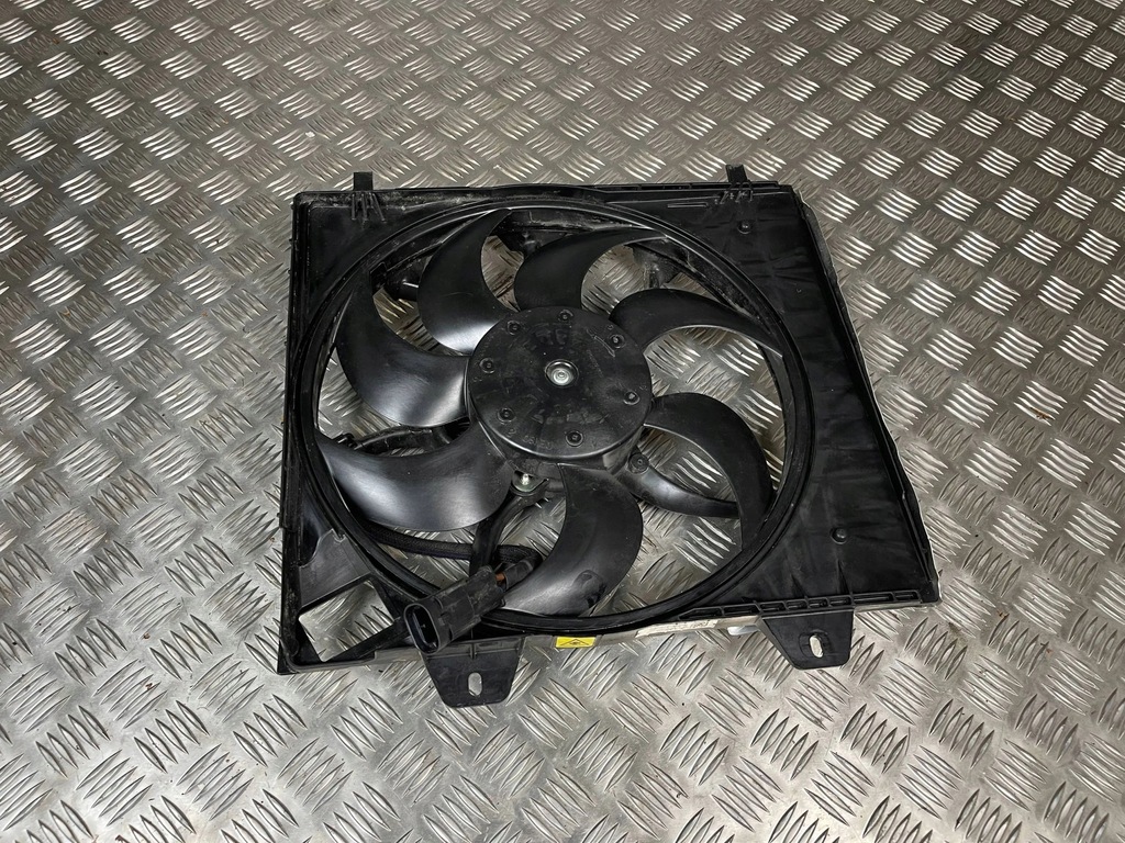 фото №13, Peugeot 2008 ii 2019 електричний вентилятор радіатора