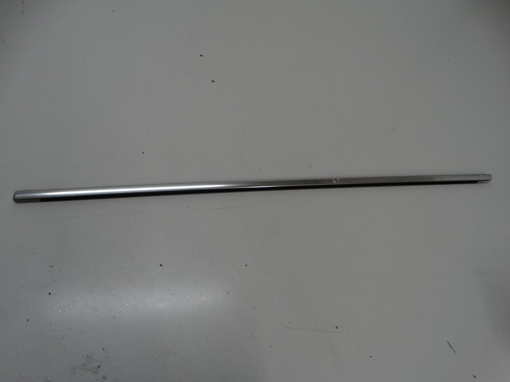 фото №1, Молдинг уплотнитель левый задняя renault laguna iii