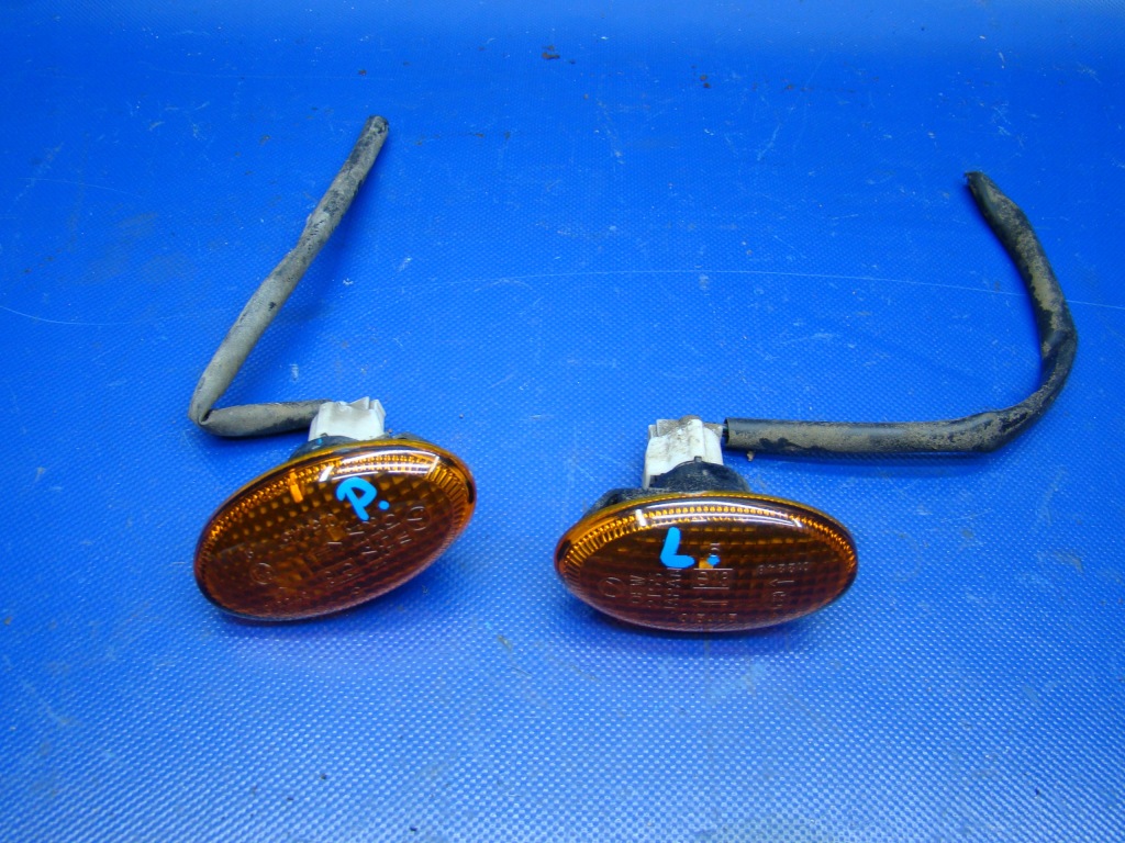 фото №1, Поворотник поворотник правый impreza ii gd 02r