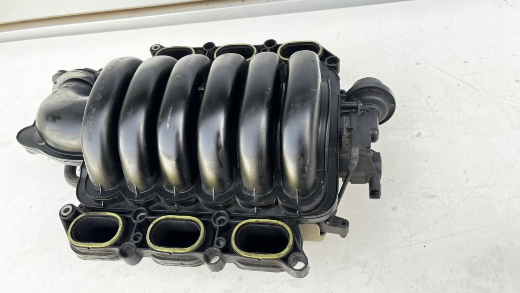 фото №7, Audi колектор всмоктуючий 3.2 fsi 06e133210f