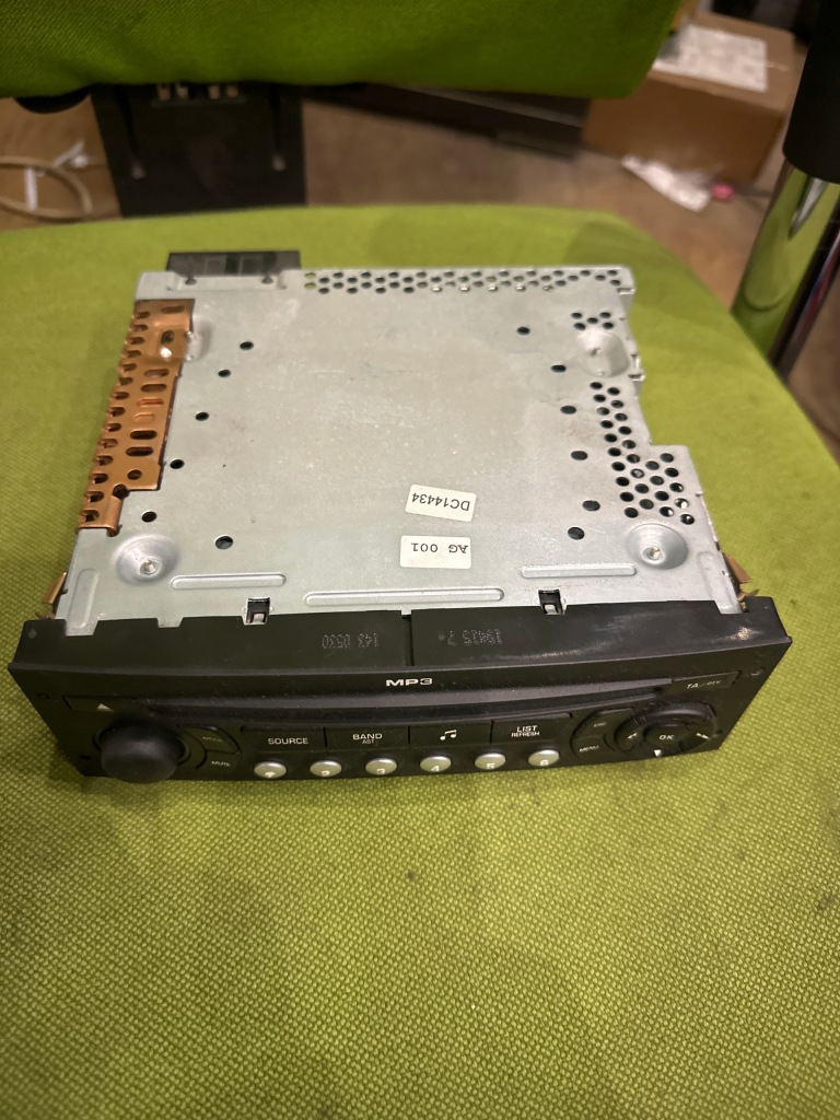 фото №2, Citroen c4 picasso 06-13 радиопроигрыватель cd mp3 96646223xt00