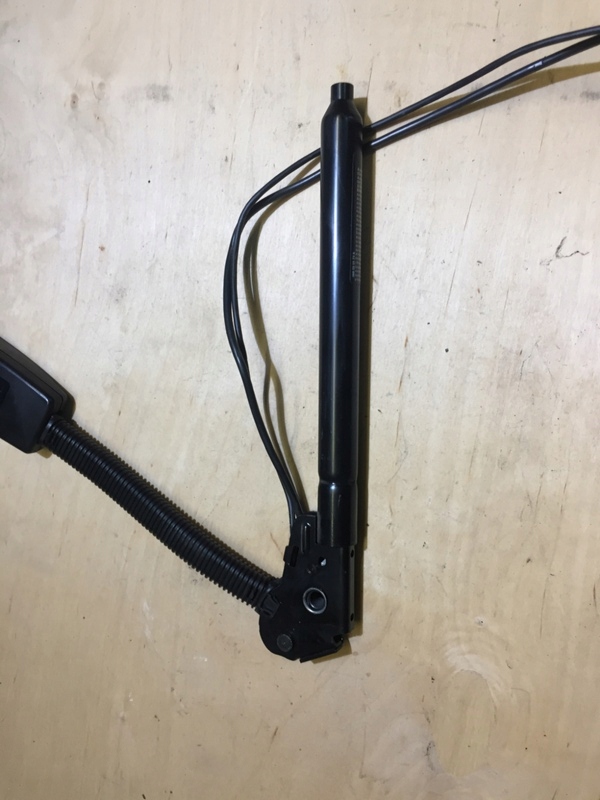 фото №8, Bmw e65 01-05 натягувач поперечина правий перед 8223330