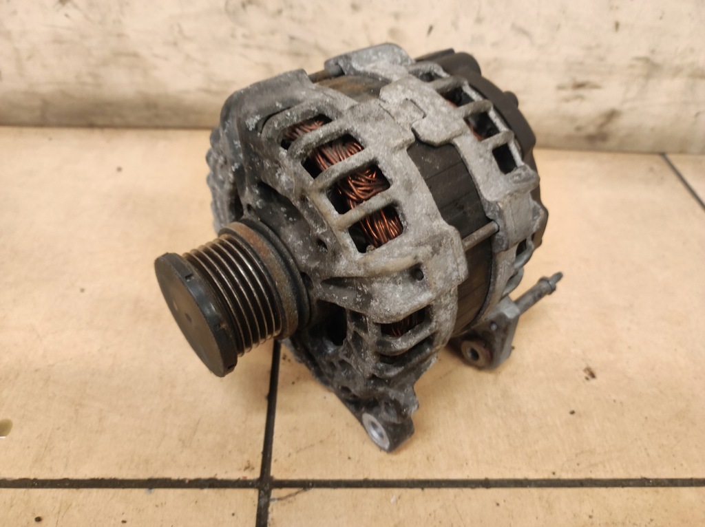 фото №1, Генератор seat оригинальный номер 03l903023k