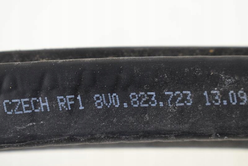 фото №5, Audi a3 8v 2017 lhd pod капот резиновый прокладка капот