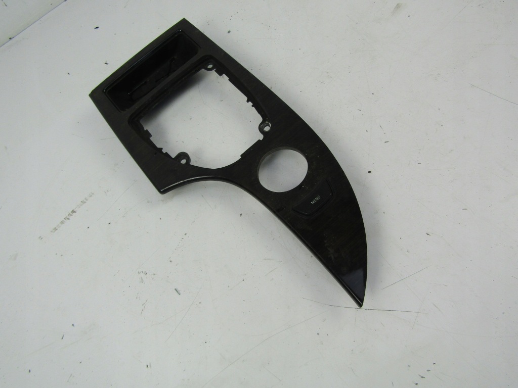 фото №1, Bmw 5 e60 e61 панель рамка домкрата передач novem