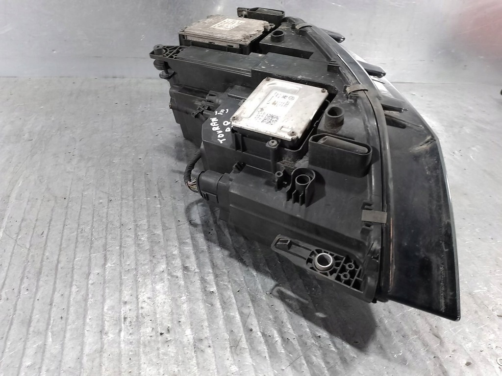 фото №14, Лампа перед права vw touran iii 5tb941036c