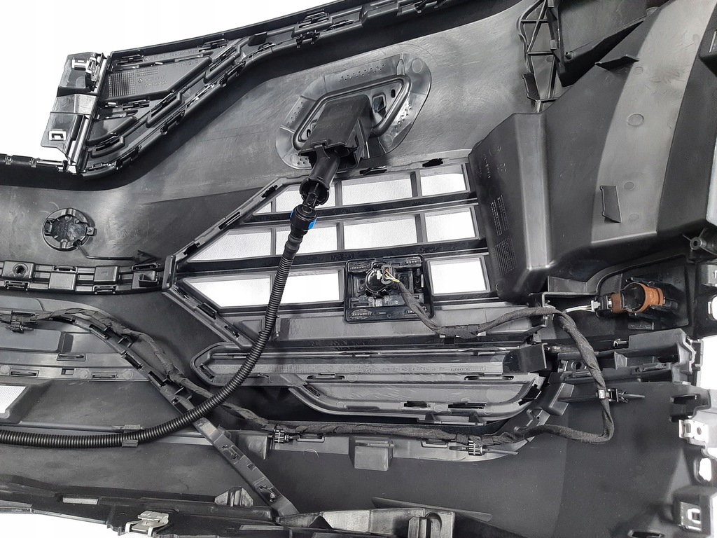 фото №11, Vw touareg iii бампер передній перед kompletny 760807221e