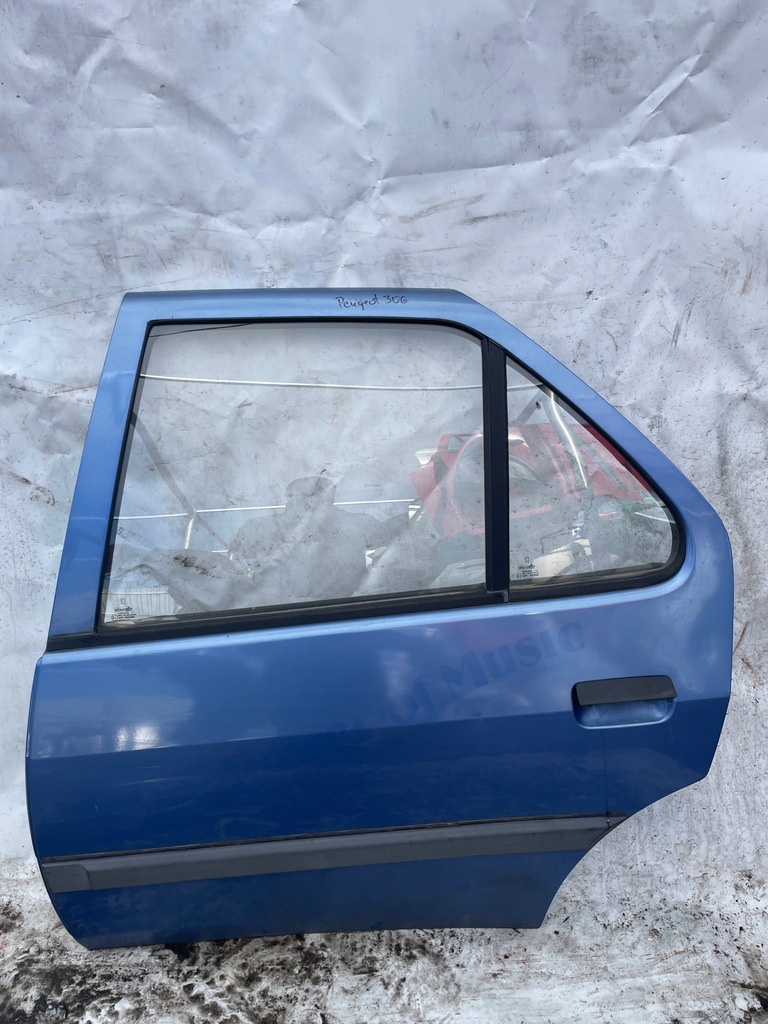 фото №1, Peugeot 306 дверь задние левая левый задняя