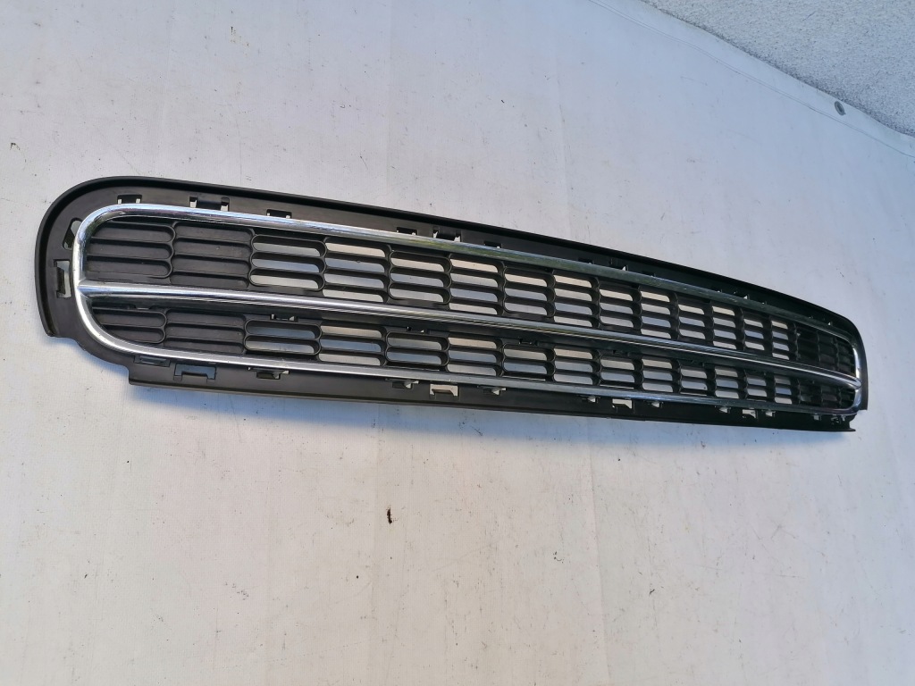 фото №3, Mini cooper r56 решітка середня бампера перед