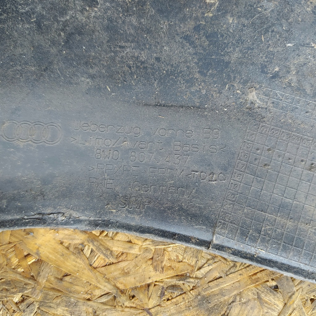 фото №10, Audi a4 b9 бампер перед pdc sprysk 8w0807437