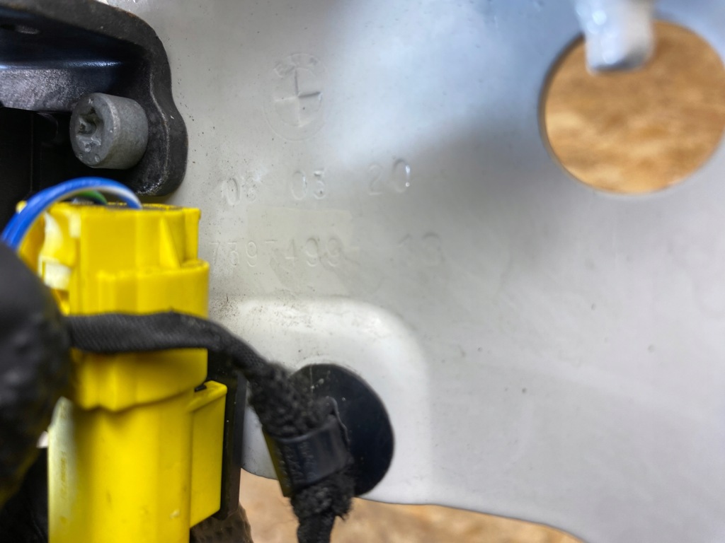 фото №11, Петля капот левый пиротехнический патрон bmw x3 g01 x4 g02 7397499