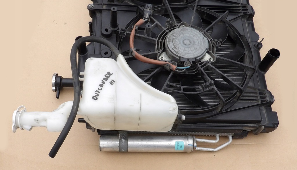 фото №9, Mitsubishi outlander 3 iii 2.2 di-d 2014 радиатор вентиляторы