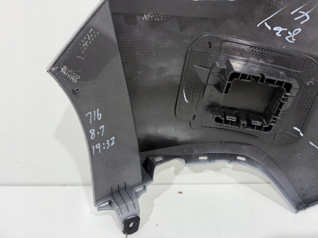 Уголок бампера заднего задний  сторона левая byd atto 3 sc2e-2864112 Киев