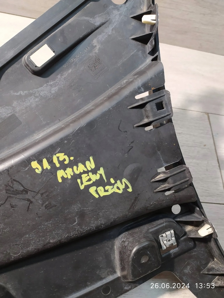 фото №6, 9115. macan треугольник подкрылок левый перед 95b825101c