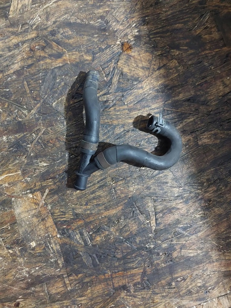 фото №5, Патрубок шланг системы охлаждение seat leon iii 1.2 tsi cyv 5q0122051bd