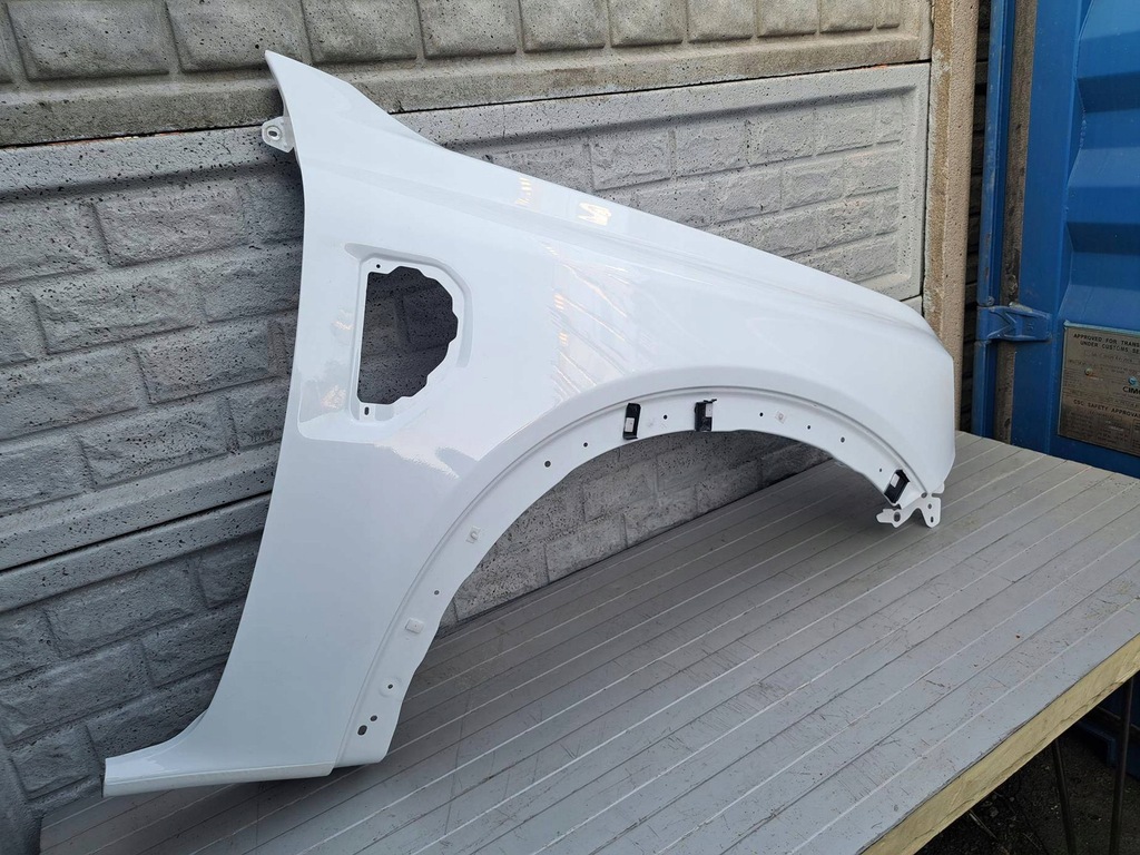 фото №3, Ford ranger everest крыло правый передний