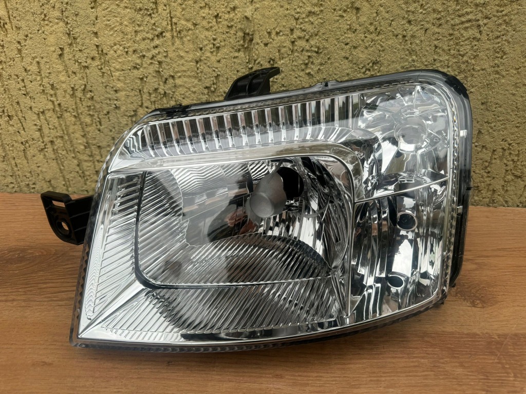 фото №1, Fiat panda ii 2 03-12 лампа левая передняя перед 14 pin