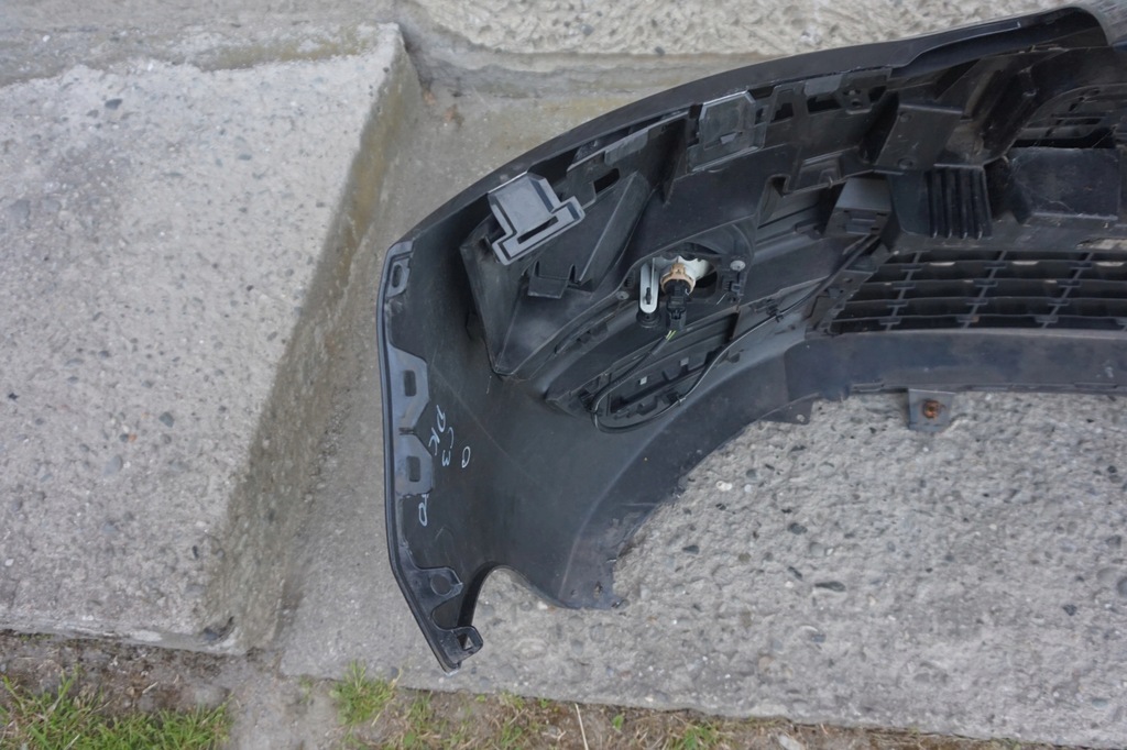 фото №8, Бампер перед передній citroen c3 picasso 08/11r
