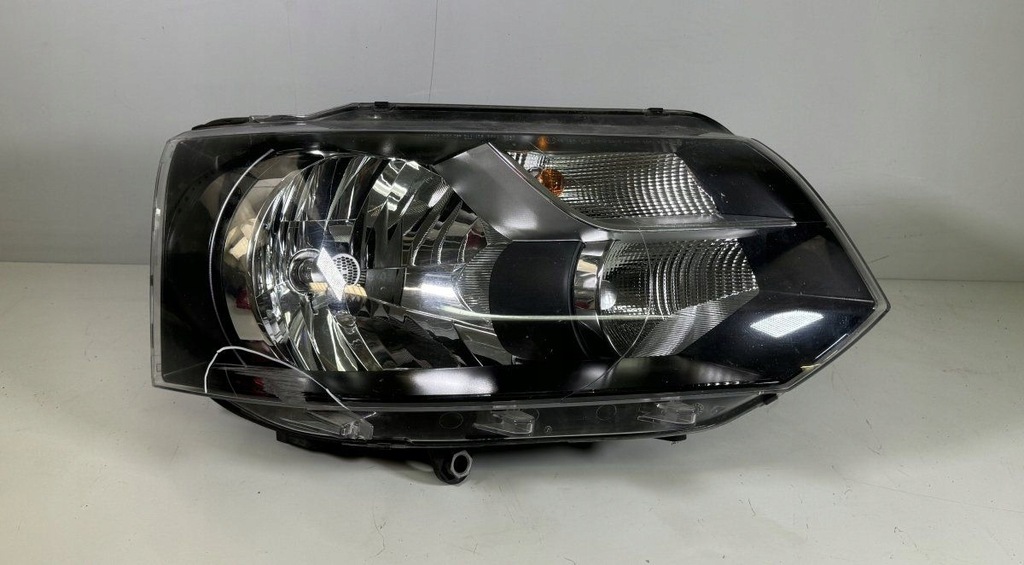 фото №1, Лампа права передня vw transporter v t5 minibus / passenger 030125430200