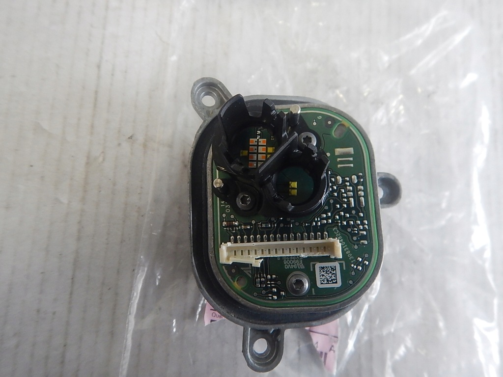 фото №1, Audi a4 b9 преобразователь модуль led jeż