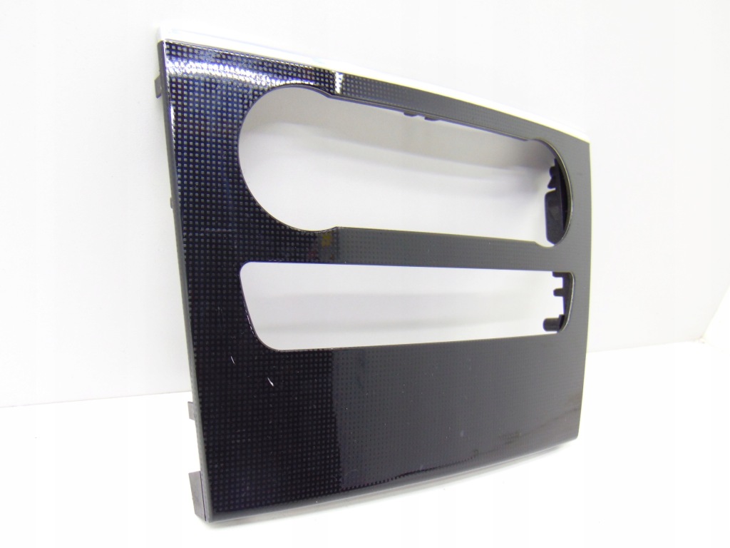 Купить Рамка декоративная  консоли центральной mercedes w164 ml a1646804417