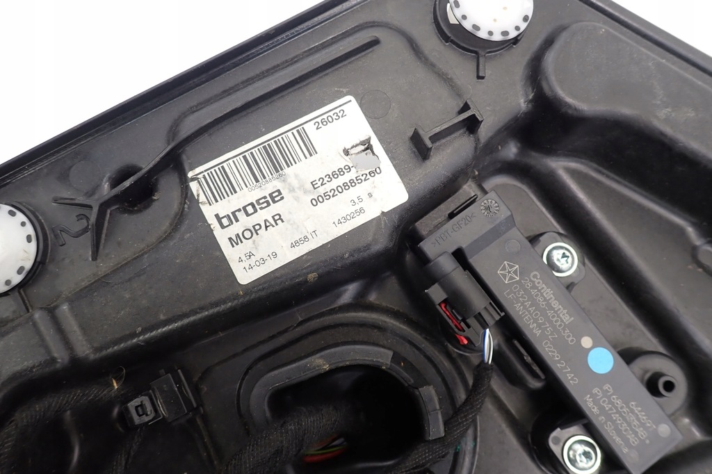 фото №7, Jeep renegade подъемник механизм стекло правый задняя