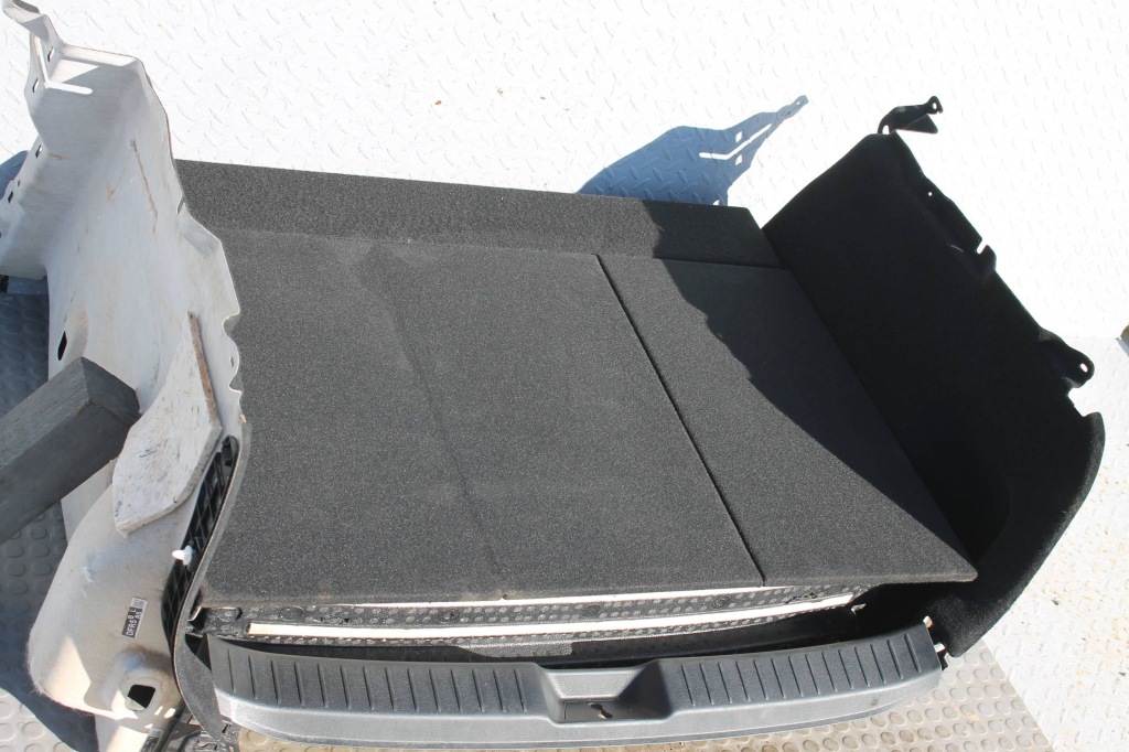 Пол обшивка обшивки вкладыш обивка багажника mazda cx-30 Киев