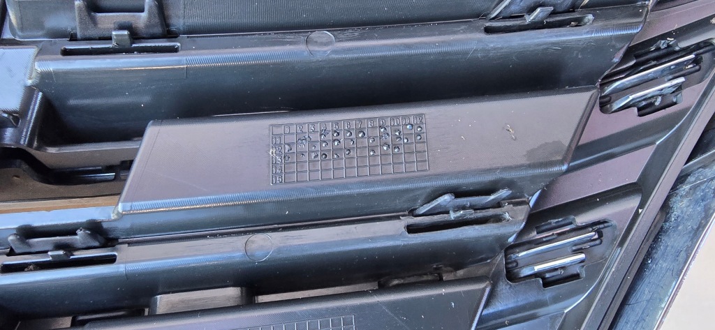 Vw passat cc рестайлінг  решітка радіатора решітка  перед передній в Україні