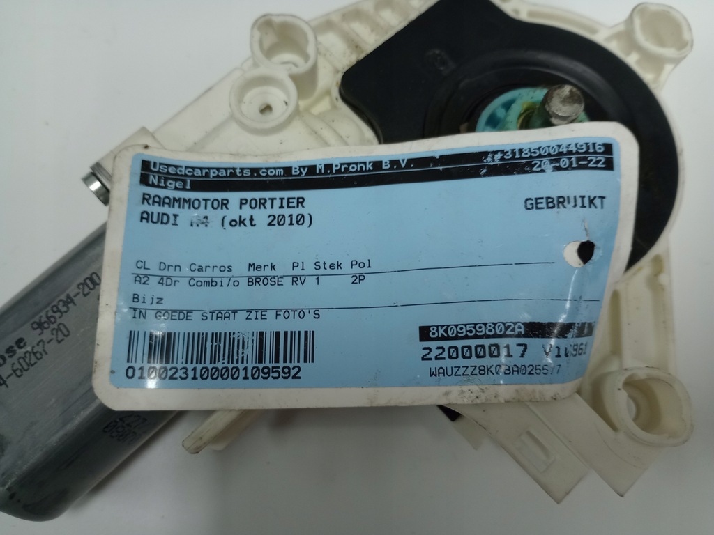 фото №7, Моторчик стекло audi оригинальный номер 8k0959802a