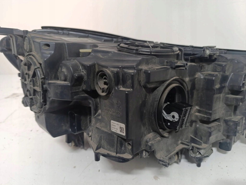 фото №12, Лампа левая передняя bmw 7 g11 g12 адаптивный led