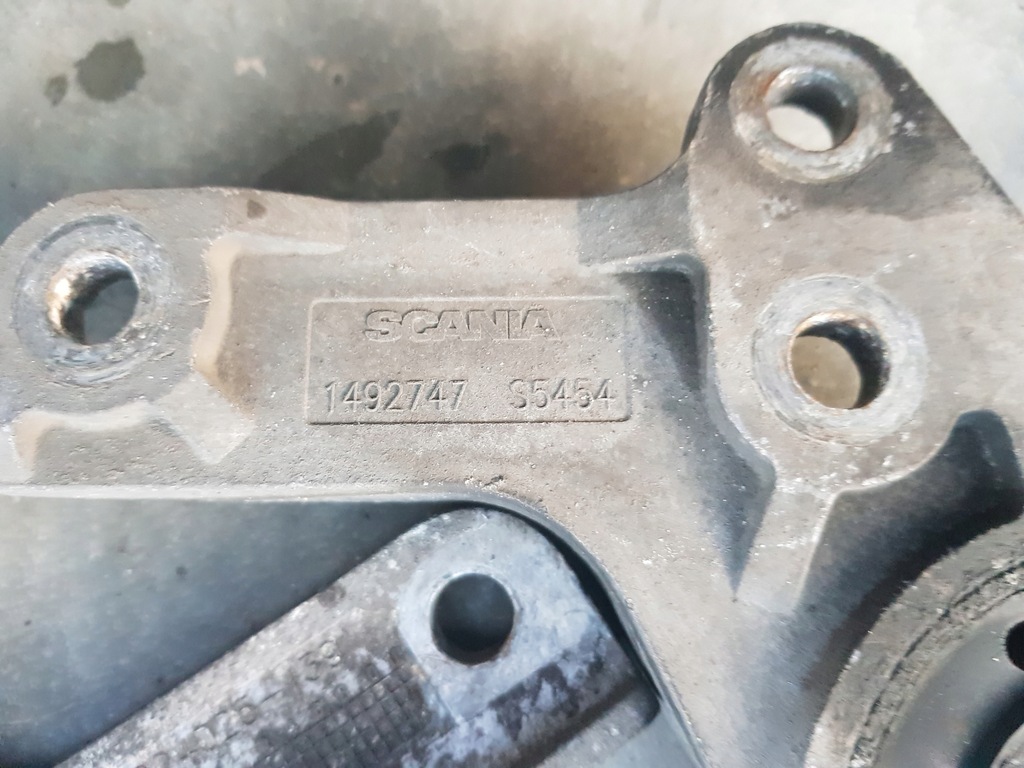 фото №2, Scania r кронштейн подушка радиатора