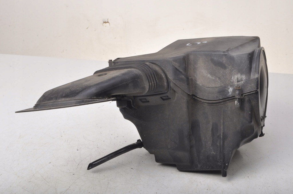 фото №7, Volvo c30 корпус фильтра воздуха 7m51-9600-ae