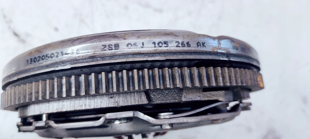 фото №8, Сцепление колесо двухмассовый маховик audi a3 8v 1.8 06j105266ak