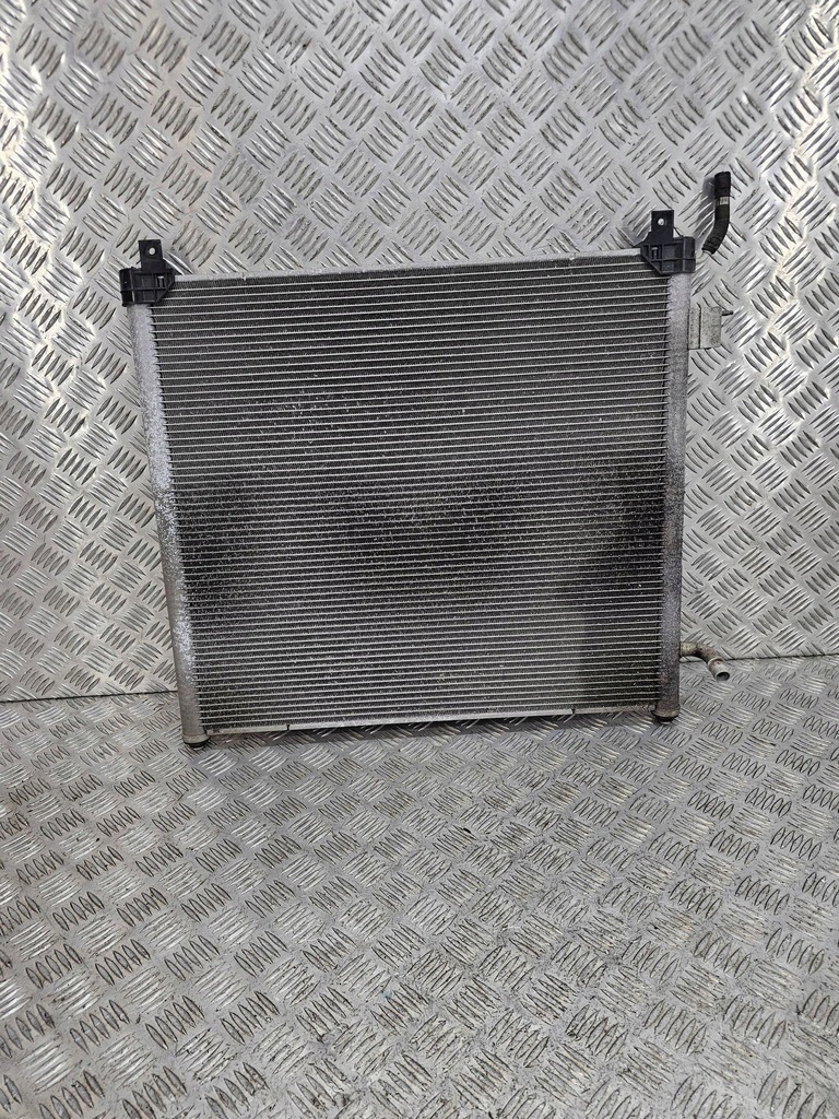 фото №1, Land rover range rover sport l494 2017 радиатор