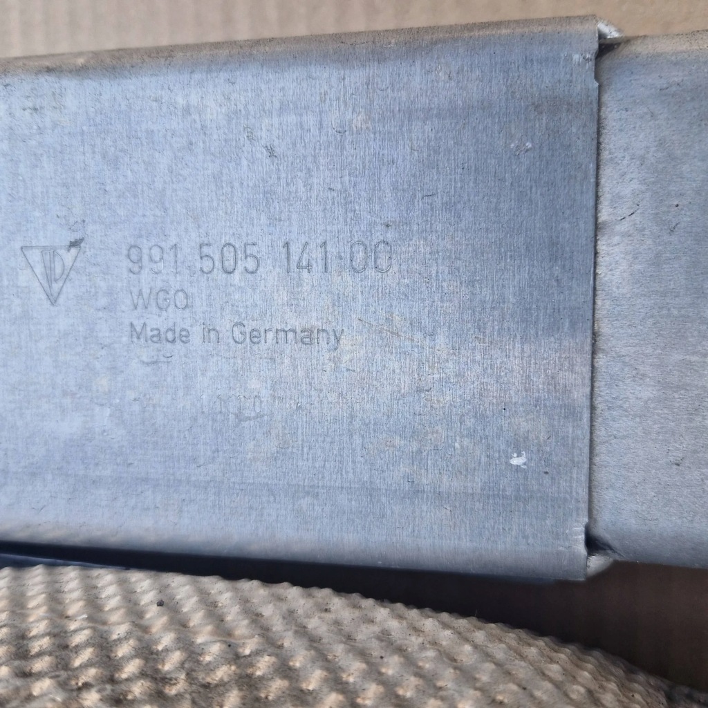 Балка усилитель бампера задняя porsche 911 991 оригинал idealna с Разборки