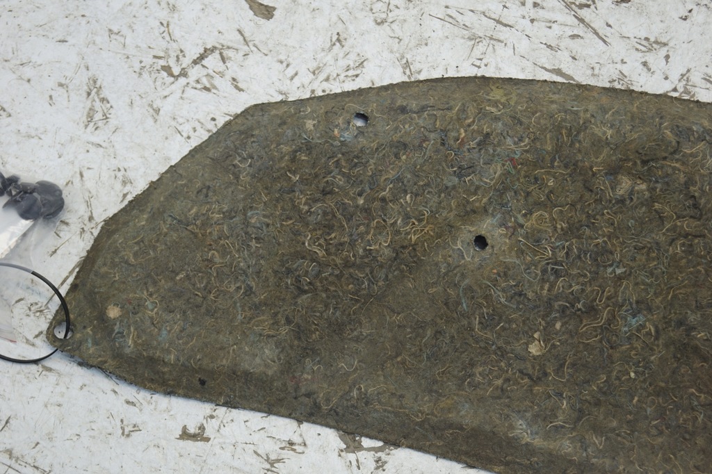 фото №7, Шумоізоляція капот + кліпси nissan pixo