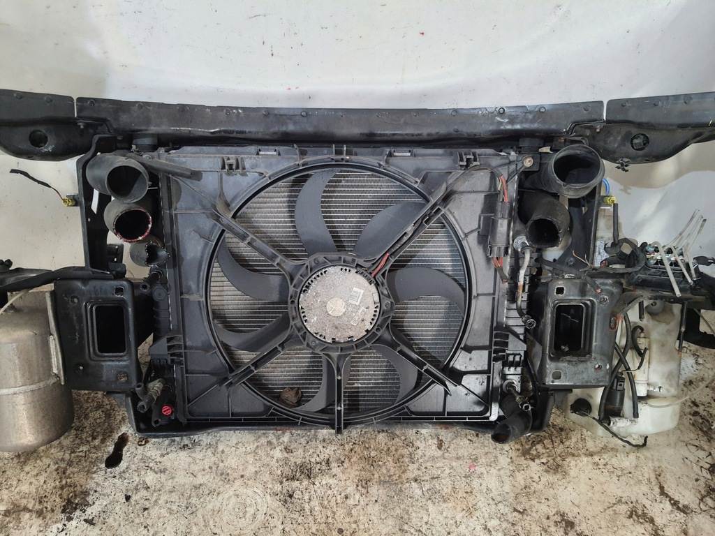 фото №2, Mercedes r-klasa w251 06-09 pas передний 3.2 cdi