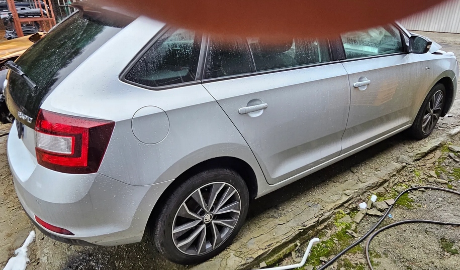 фото №3, Skoda rapid двері перед передні праве 1.4tsi 125km la7w lift