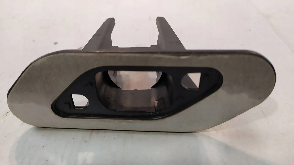 фото №1, Кронштейн розпилювача фара vw scirocco