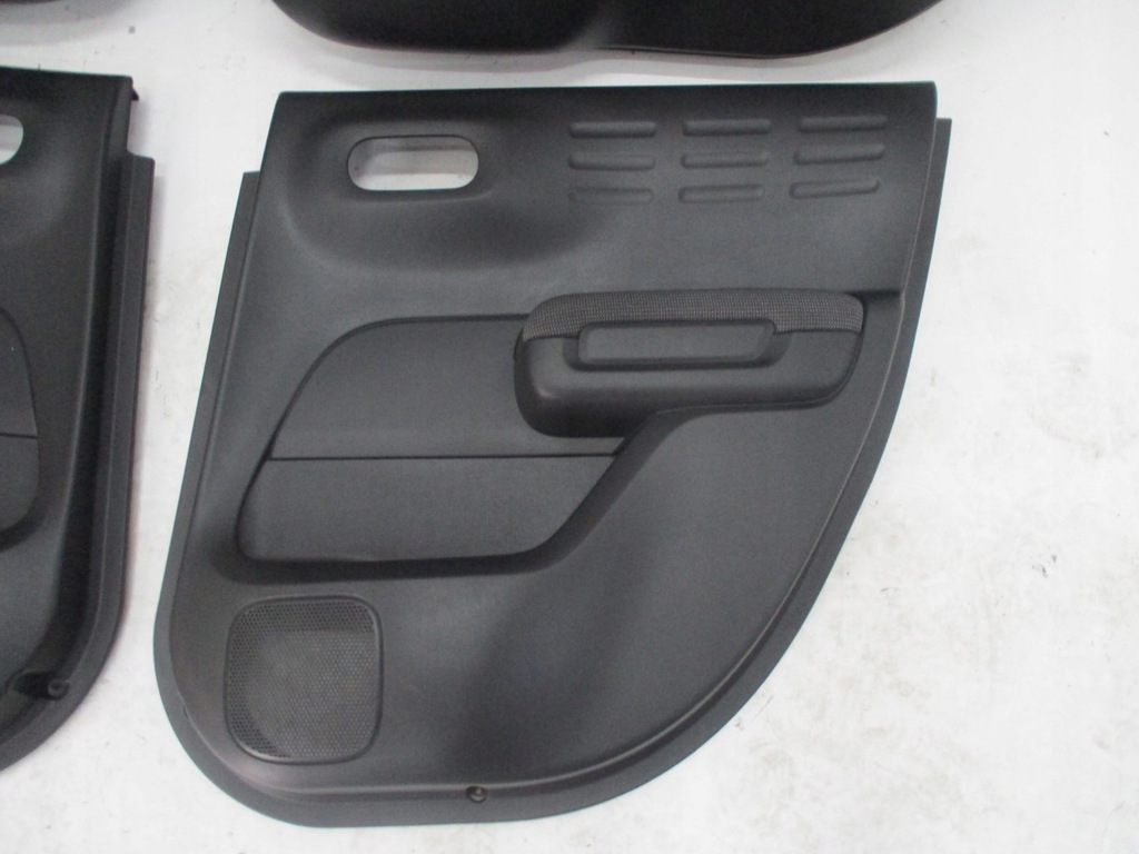 фото №8, Обивка дверь citroen c3 подушка безопасности задняя