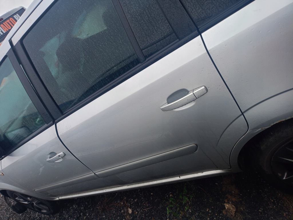 фото №1, Стекло левый задняя opel zafira b lift 2010 z176