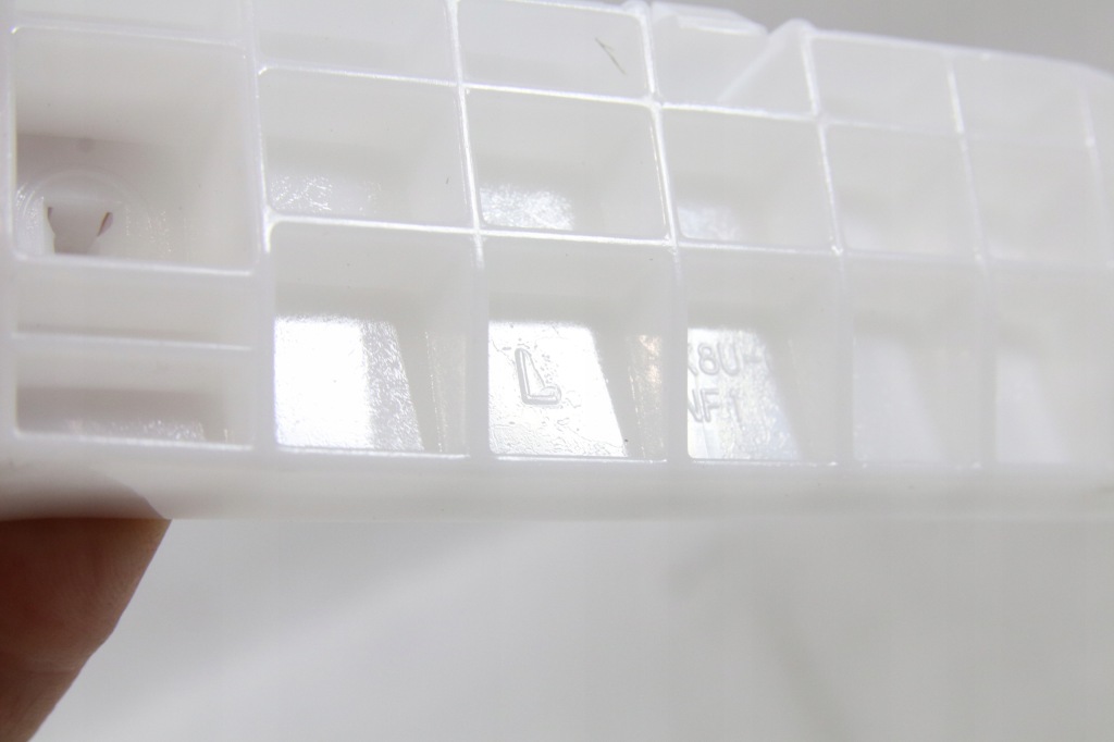 Suzuki grand vitara 3d 05- напрямна бампера задня лівий Київ