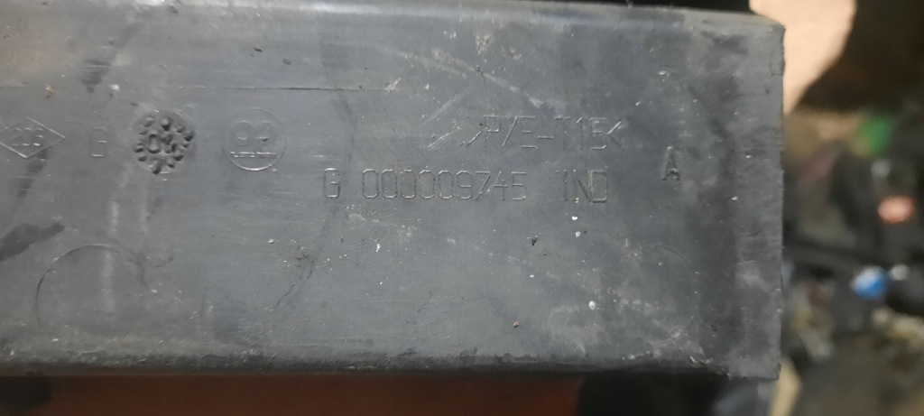 фото №2, Решётка решётка радиатора бампера левая renault laguna ii