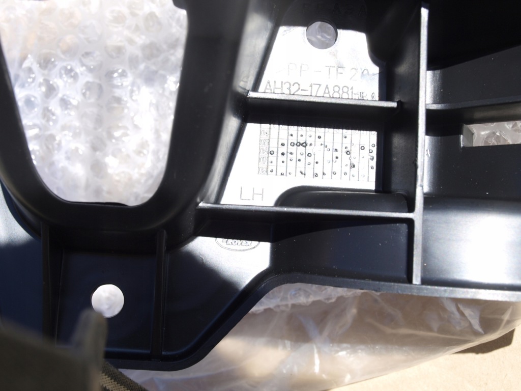 фото №5, Направляющая левый задняя бампер range rover sport l320 новый